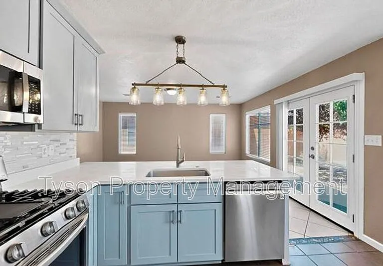 5801 Day Dreamer Rd NW — Photo 11