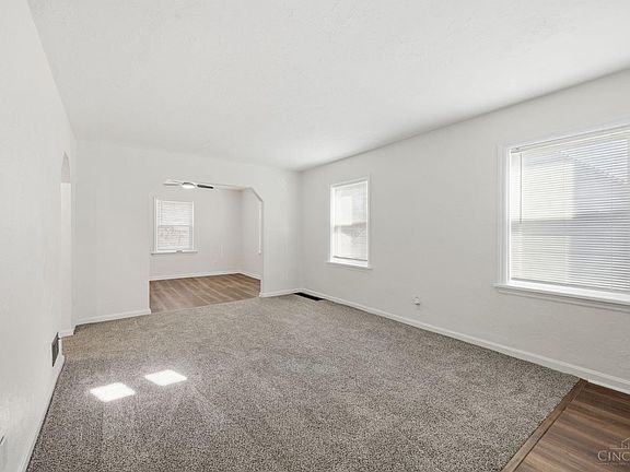 5th image of 4740 Green Glen Ln