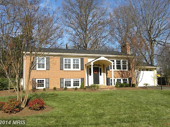 2nd image of 7908 Bayberry Dr