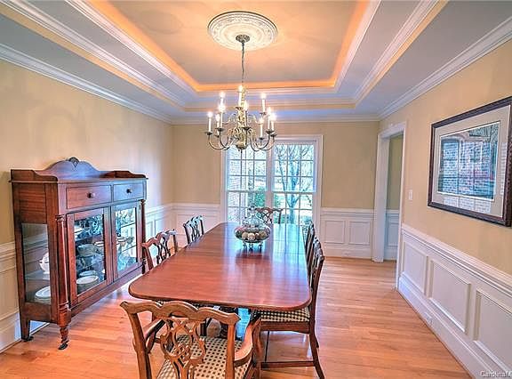 3rd image of 118 Cades Cove Ln