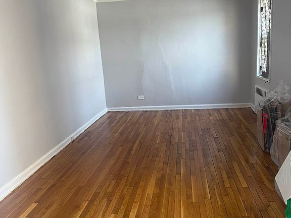 5th image of 48 Saint Pauls Pl #6Y