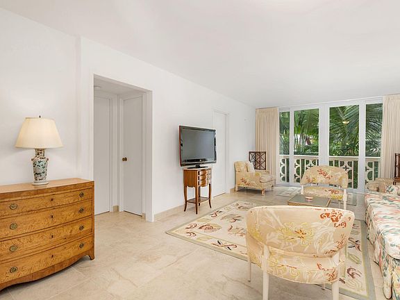 3rd image of 227 Brazilian Avenue #3a