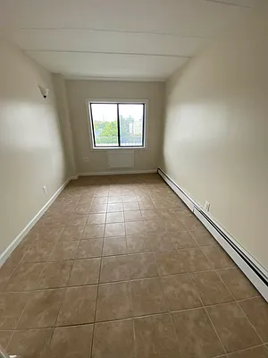 Rented by Contact Realty | media 4