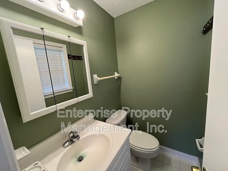 6967 Dawnhill Rd — Photo 22