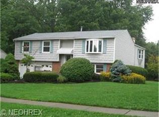 1352 Whippoorwill Trl, Stow, OH 44224