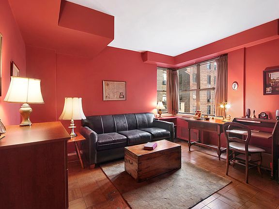 3rd image of 12 Beekman Pl APT 10C