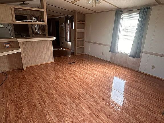 2nd image of 15 Hurst Dr
