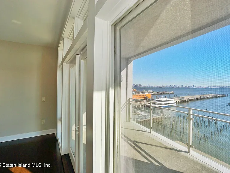 90 Bay Street Lndg #4B — Photo 16