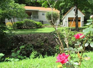 1650 Roxalana Rd, Dunbar, WV 25064