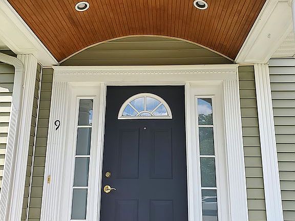 2nd image of 9 Neal Dr