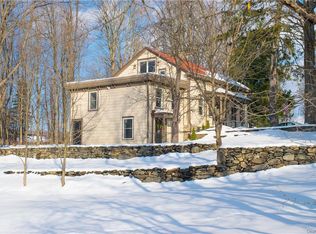 23 Gardner Hollow Rd, Poughquag, NY 12570