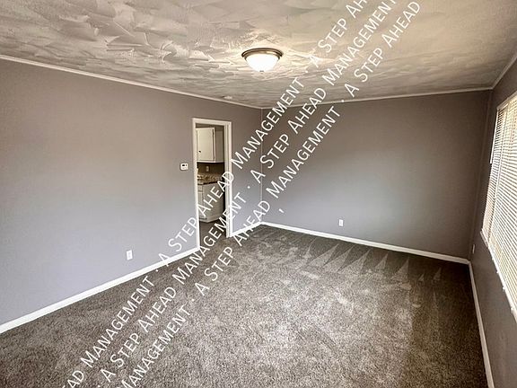 3rd image of 3921 Wallace Ave