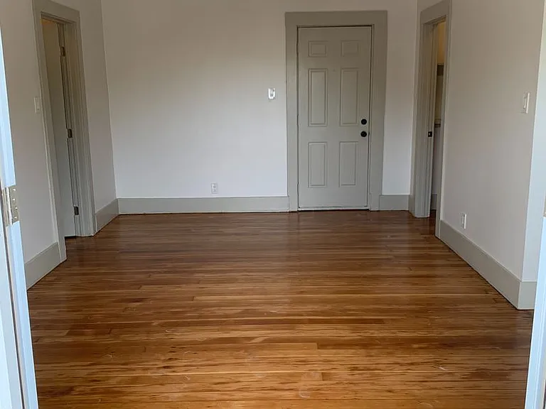 1906 Cimarron St — Photo 2