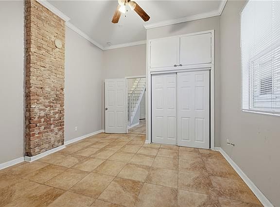 4th image of 932 Lamanche St