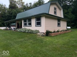 10271 Newport Rd, Bowling Green, IN 47833