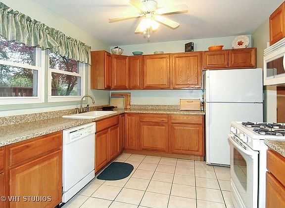 4th image of 7571 Cumberland Dr