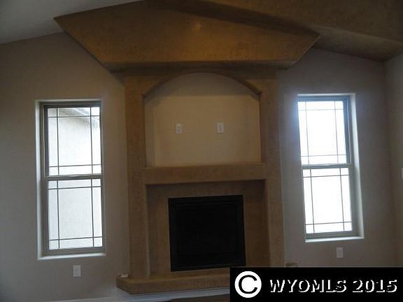 5th image of 1002 Remington Blvd