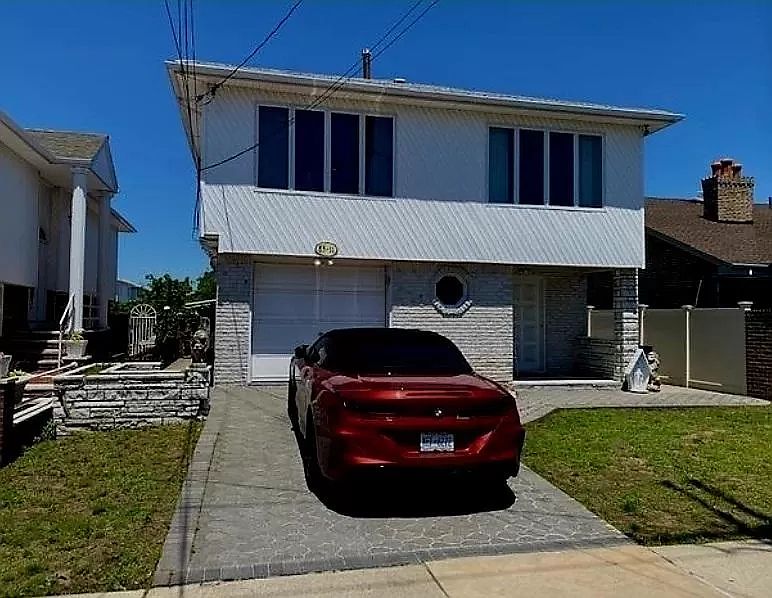 1st image of 8511 164th Ave