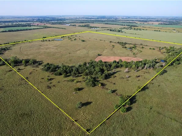 H Ave, White City, KS 66872