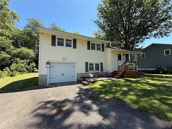 2nd image of 8466 Dawn Dr