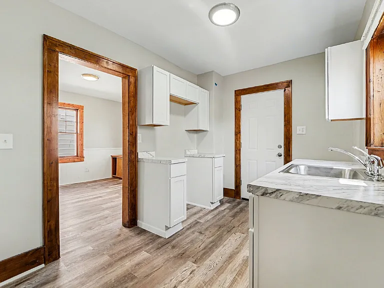15818 Westbrook St — Photo 13