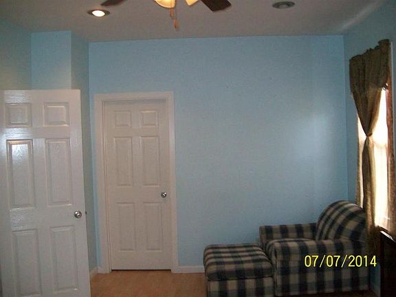 4th image of 621 Jordan St