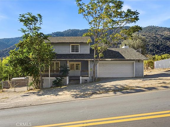 3rd image of 3944 Mount Pinos Way