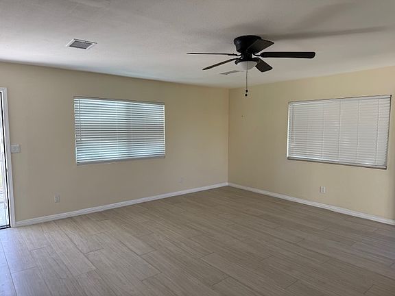 2nd image of 696 Courtland Dr