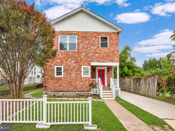 2001 6th St S, Arlington, VA 22204