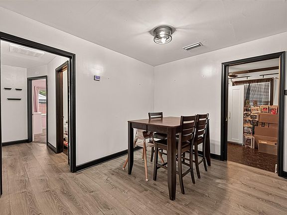 5th image of 10914 La Crosse St