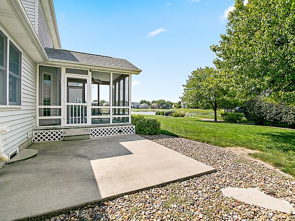 5th image of 50 Prenzler Dr