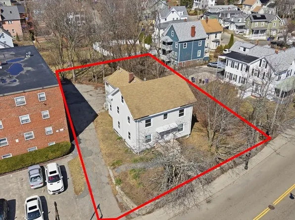 1081 River St, Hyde Park, MA 02136