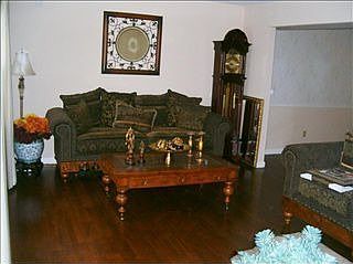 2nd image of 12084 Cedarcreek Dr