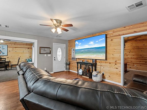 4th image of 63060 E 157 Rd