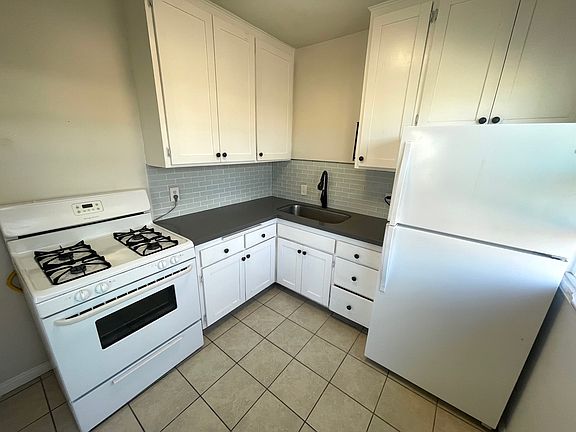 2nd image of 223 Belmont Ave APT 2