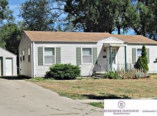 7740 Burt St, Omaha, NE 68114