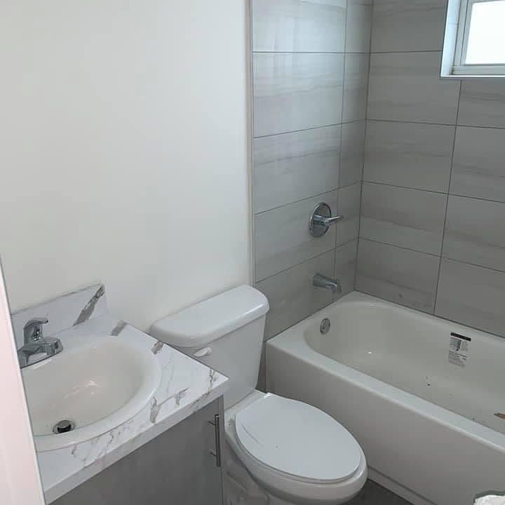 2nd image of 1231 NW 61st St #11126998