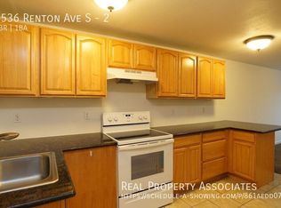 7536 Renton Ave S #2, Seattle, WA 98118