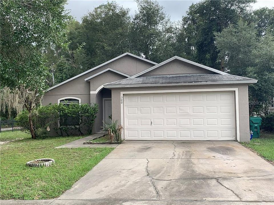 1st image of 300 Heritage Estates Ln