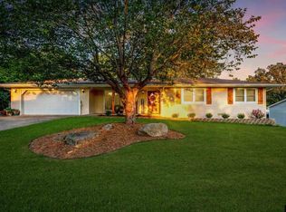 100 Crestline Pl, Lakeview, AR 72642