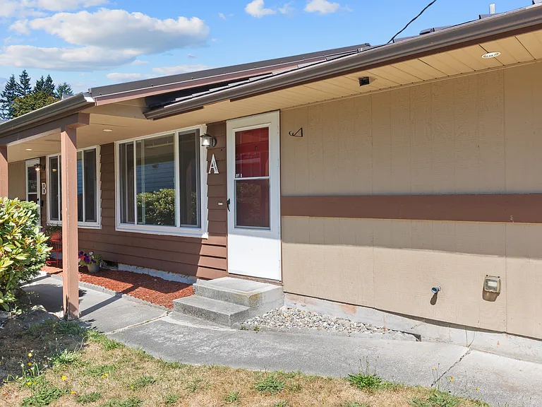 6506 Commercial Ave — Photo 21