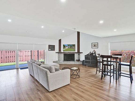 5th image of 8946 SW 150th Court Cir E