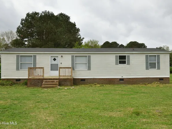 8957 Taylor Woods Circle, Rocky Mount, NC 27803