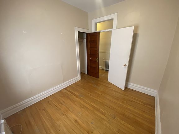 4th image of 320 Cooper St #21