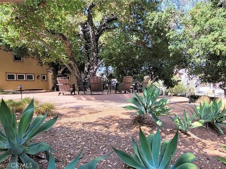 278 S Arroyo Dr #D — Photo 13