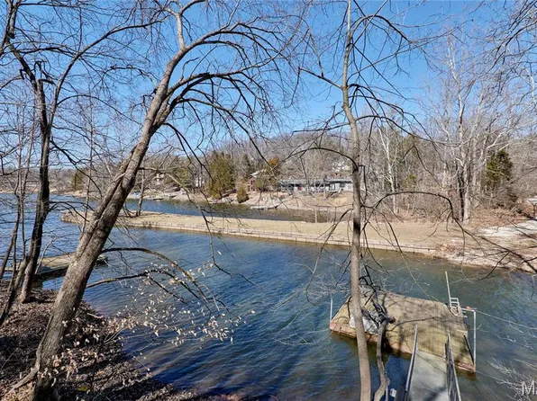 1349 S Lake Sherwood Dr, Marthasville, MO 63357