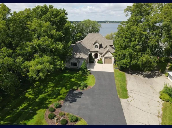 705 South Ferry DRIVE, Lake Mills, WI 53551