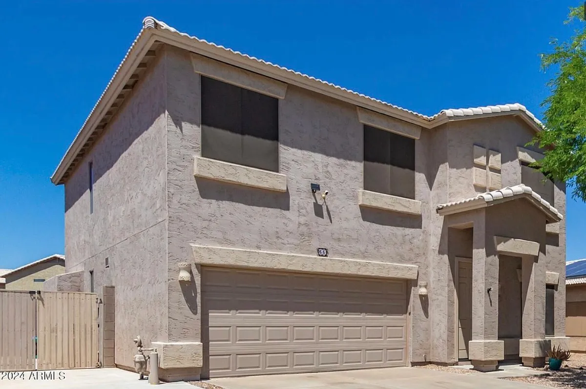 Building Photo - 66 E Saddle Way