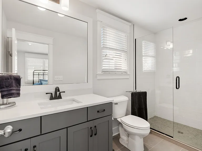 843 Clayton Ave — Photo 49