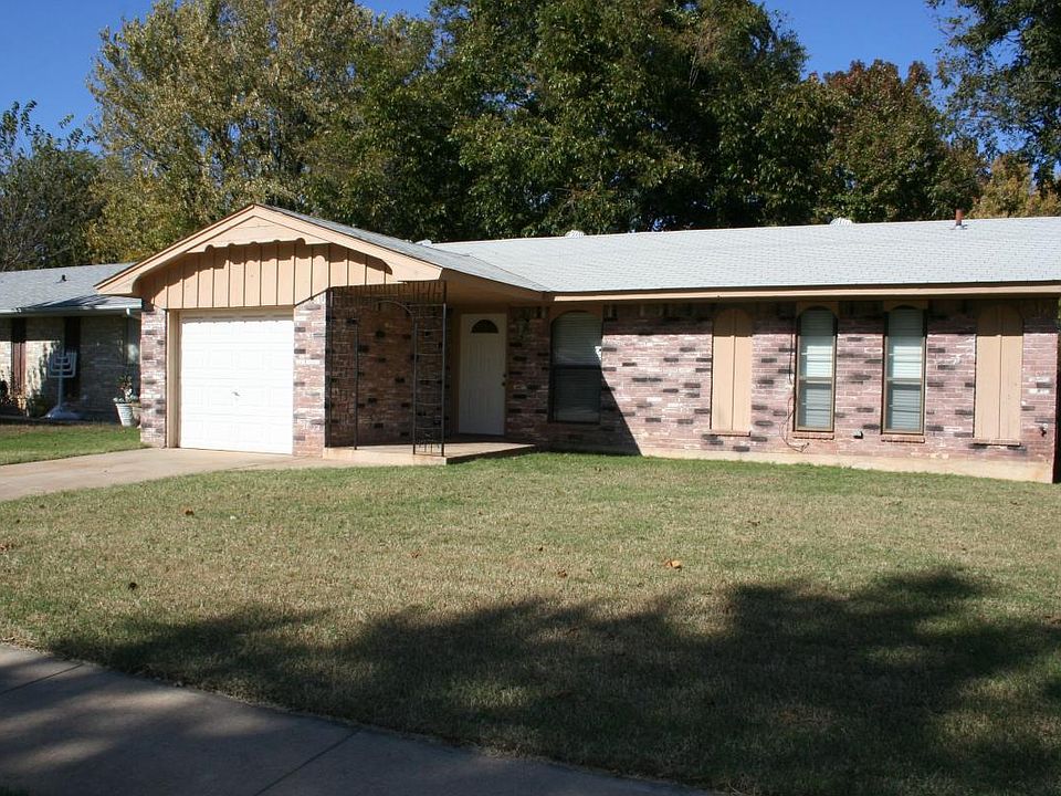 1st image of 611 W Elder Dr